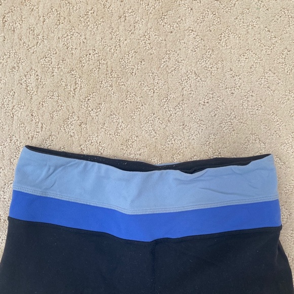 Lululemon leggings - Picture 2 of 5